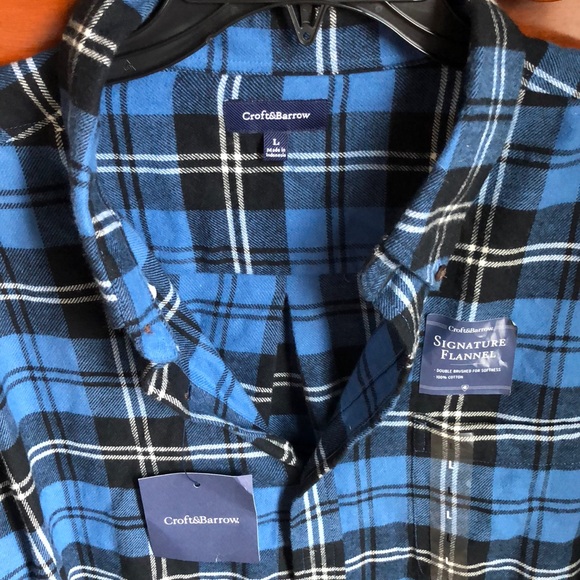 Men’s Large Croft & Barrow Flannel - Picture 2 of 3